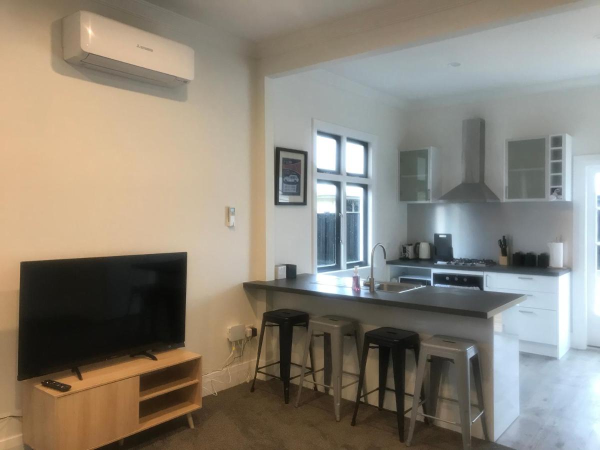 Te Waiharakeke Holiday Home Blenheim Extérieur photo